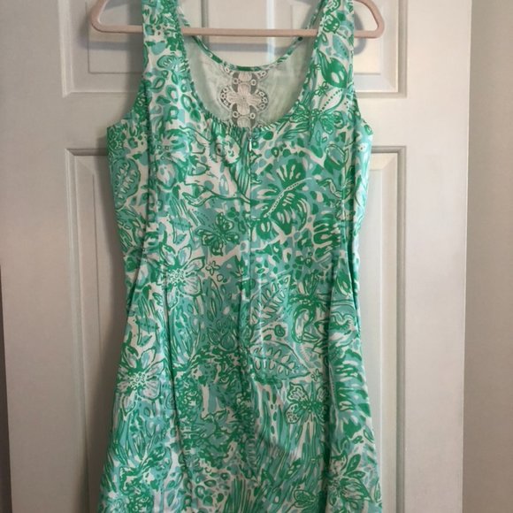 Dress - Picture 2 of 3